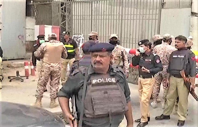 Terrorist attack on Karachi Stock Exchange, four terrorists killed