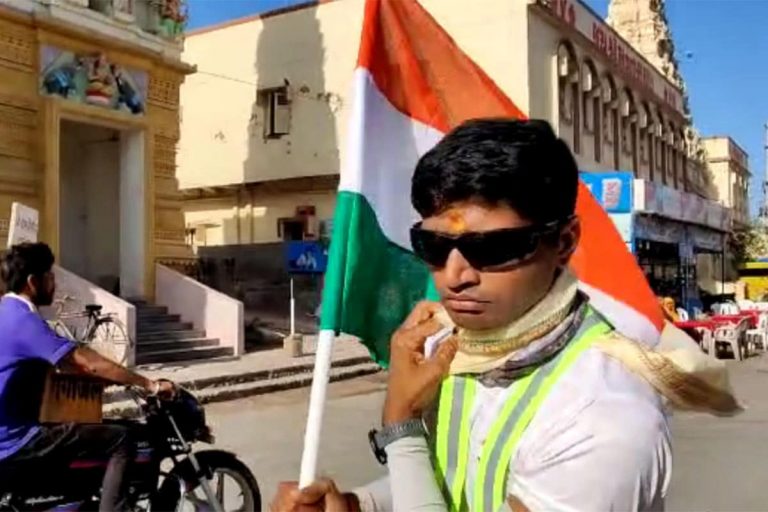 Gujarat runner sets out on 1800 km run from Somnath temple to Ayodhya Ram temple