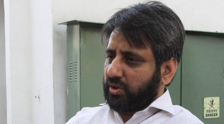AAP MLA Amanatullah’s statement regarding treatment of Covid patients in mosques triggers controversy