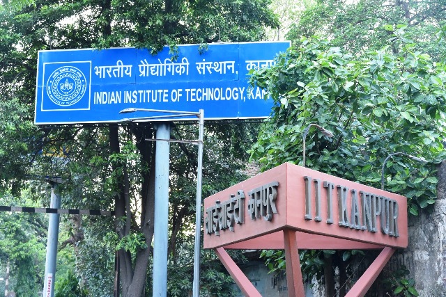 913 students of IIT Kanpur get placement offers