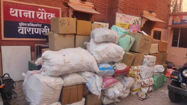 Crime: Two and a half tons of firecrackers recovered in Varanasi, 2 held