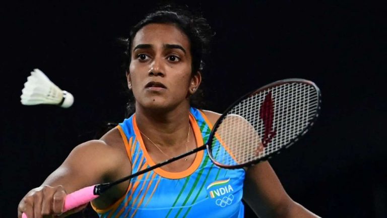 Ace shuttler Sindhu smashes Chinese to pick up Singapore cup