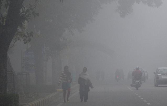 Uttar Pradesh will be in the grip of cold wave, dense fog for next 5 days, predicts weatherman