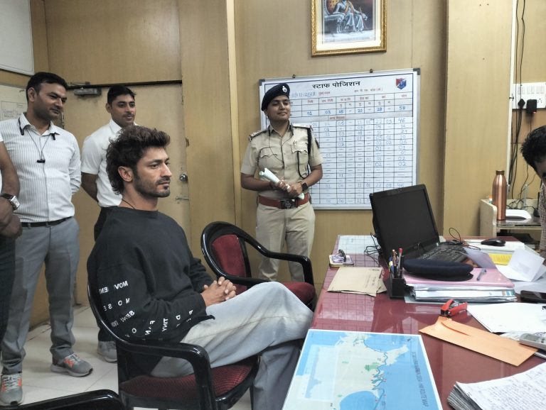 Actor Vidyut Jammwal ‘detained’ for performing  stunts for upcoming film ‘Crakk’