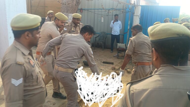 Triple murder case in Jaunpur: Family alleges involvement of ex BSP district chief