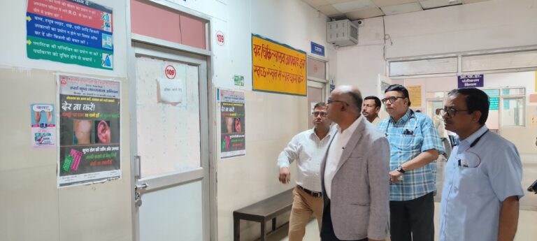 Kanpur: 64 out of 200 medicos absent at KTC, lady doctor allegedly enters fake patients name in hosp register, finds DM during surprise inspection