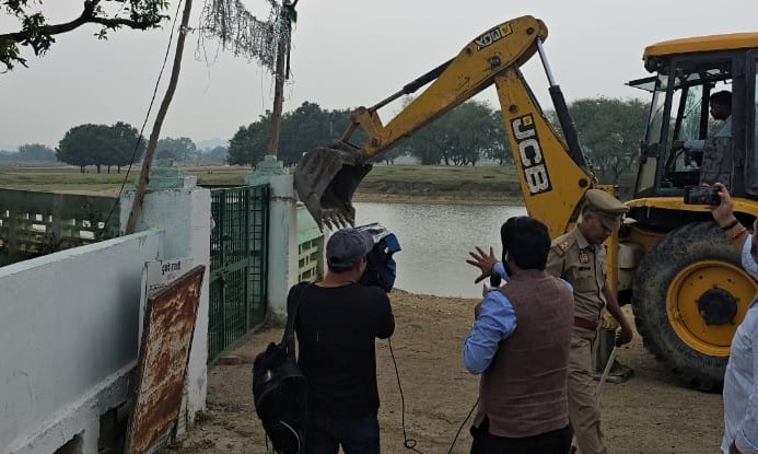 11 illegal madrasas demolished in Shravasti district of UP, more on the list