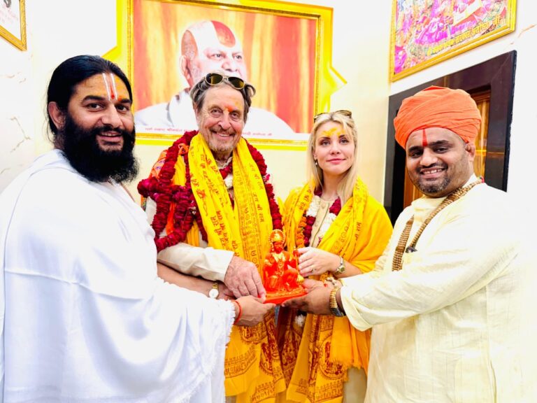 Errol Musk pays obeisance at Shri Ram temple and Hanumangarhi in Ayodhya
