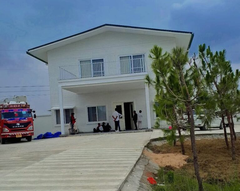 Akhilesh Yadav to inaugurate the newly-built office-cum-residence on Thursday in Azamgarh