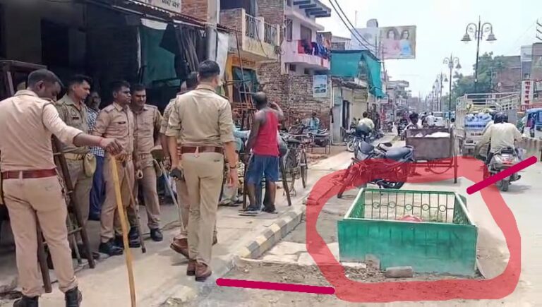 Dispute over ‘Mazar’ in the middle of road in Varanasi, lawyer announces “Hanuman Chalisa Paath”