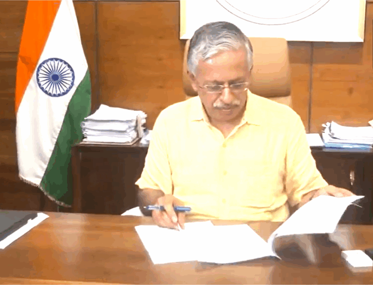 Chief Secretary SP Goyal goes on long leave, Deepak Kumar gets the charge