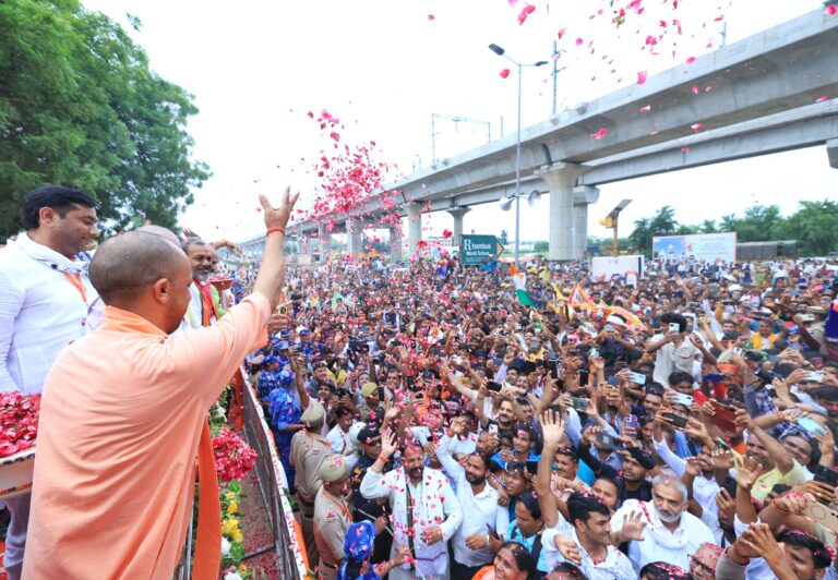 Yogi honors “Kanwariyas” by flowers in W-UP, warns unruly elements disturbing Kanwar Yatra