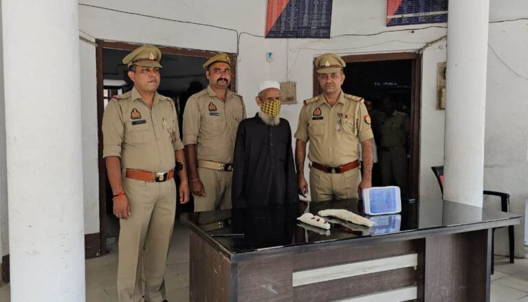 Imam held on charges of religious conversion in UP