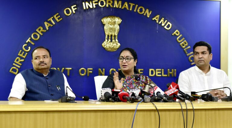 Delhi govt announces holiday on Monday on the occasion of Chhath festival