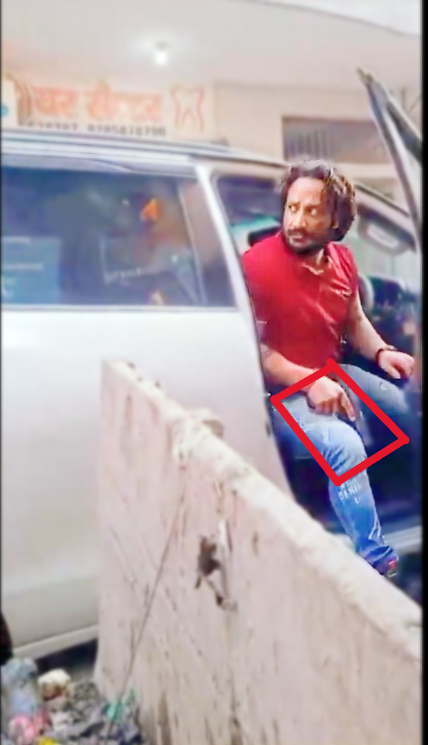 As CM Yogi to head Varanasi to honor ‘safai karamcharis’, Noida goon before pointing gun, slaps, abuses, pulls hair of sanitation worker