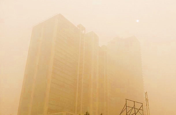 Toxic air crisis in Delhi-NCR continues, no relief for next few days, predicts authority  