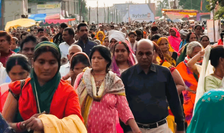 A flood of devotees gather in Ayodhya for the ‘Panchkoshi Parikrama’