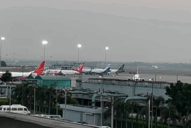 Check-in systems collapse at many airports across the country