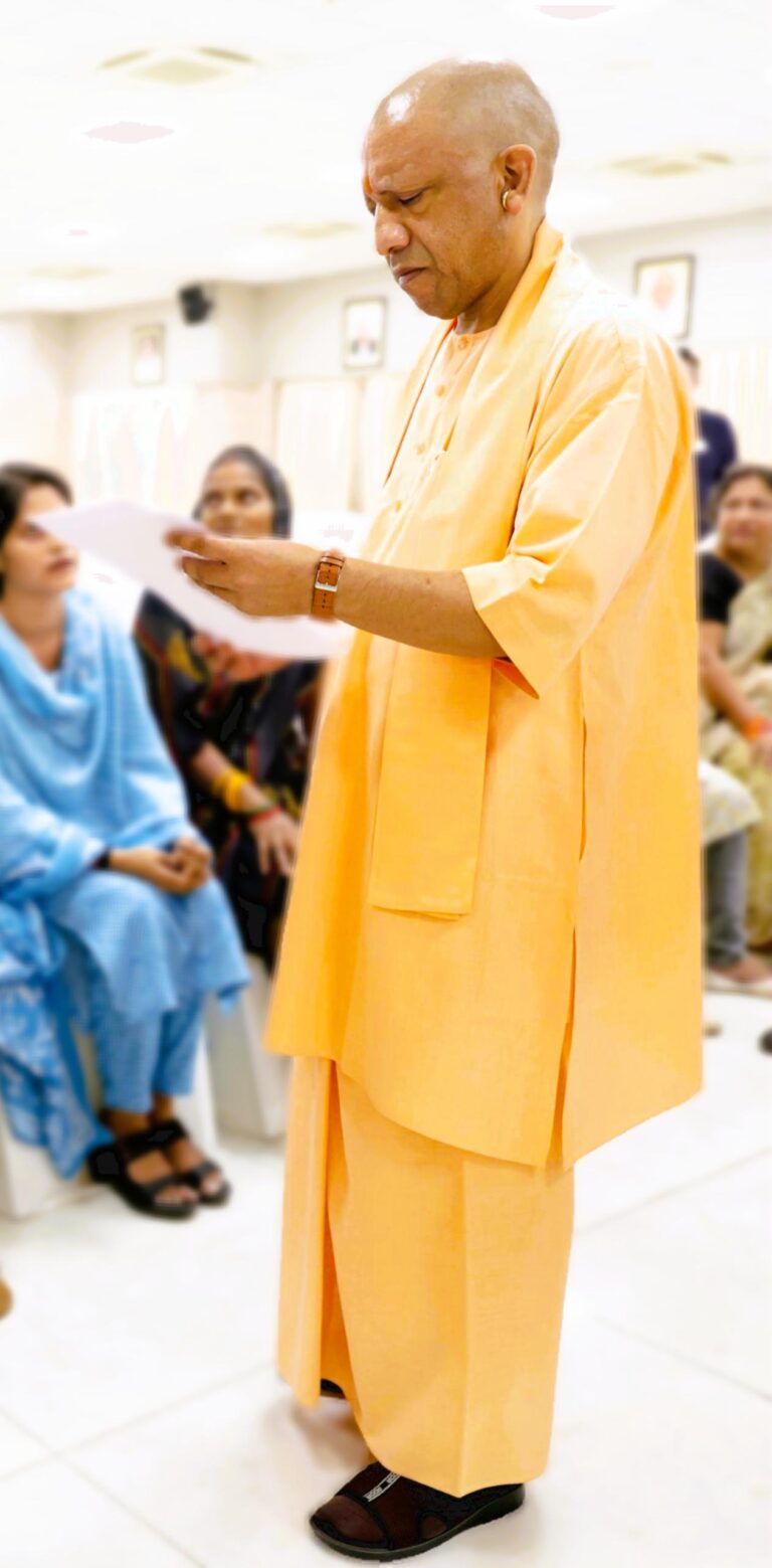 CM Yogi appeals for ‘Knowledge Donation’ from the youth, pens a letter for UPites as NY-2026 countdown begins