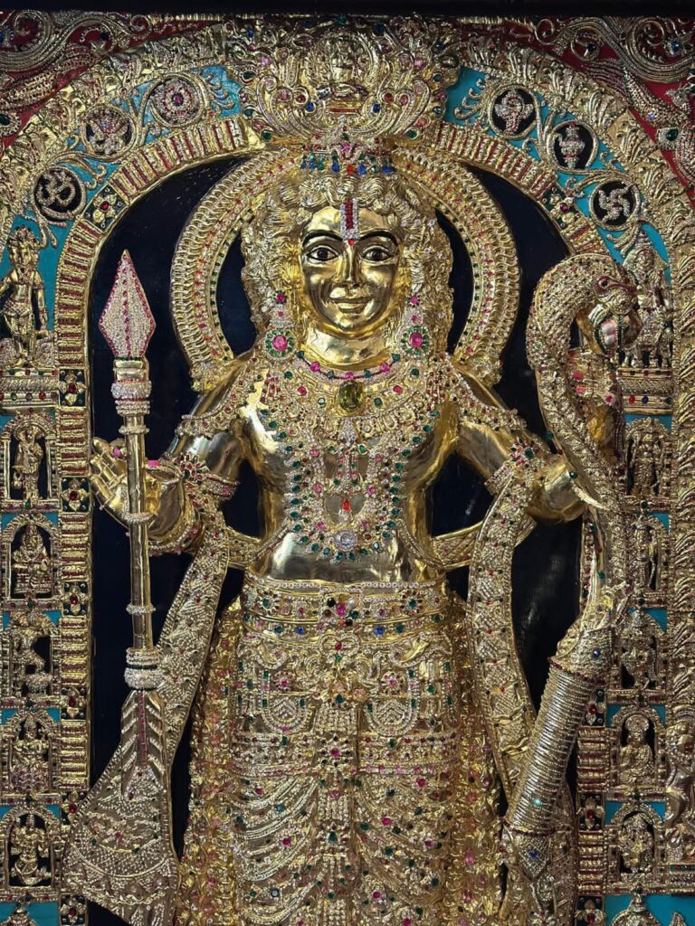 Statue of Lord Shri Ram studded with gold and diamonds brought to Ayodhya from Karnataka, unveiled