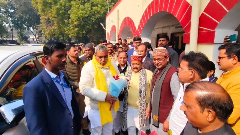 Only Akhilesh can bring back the 4.6 million dead voters: OP Rajbhar