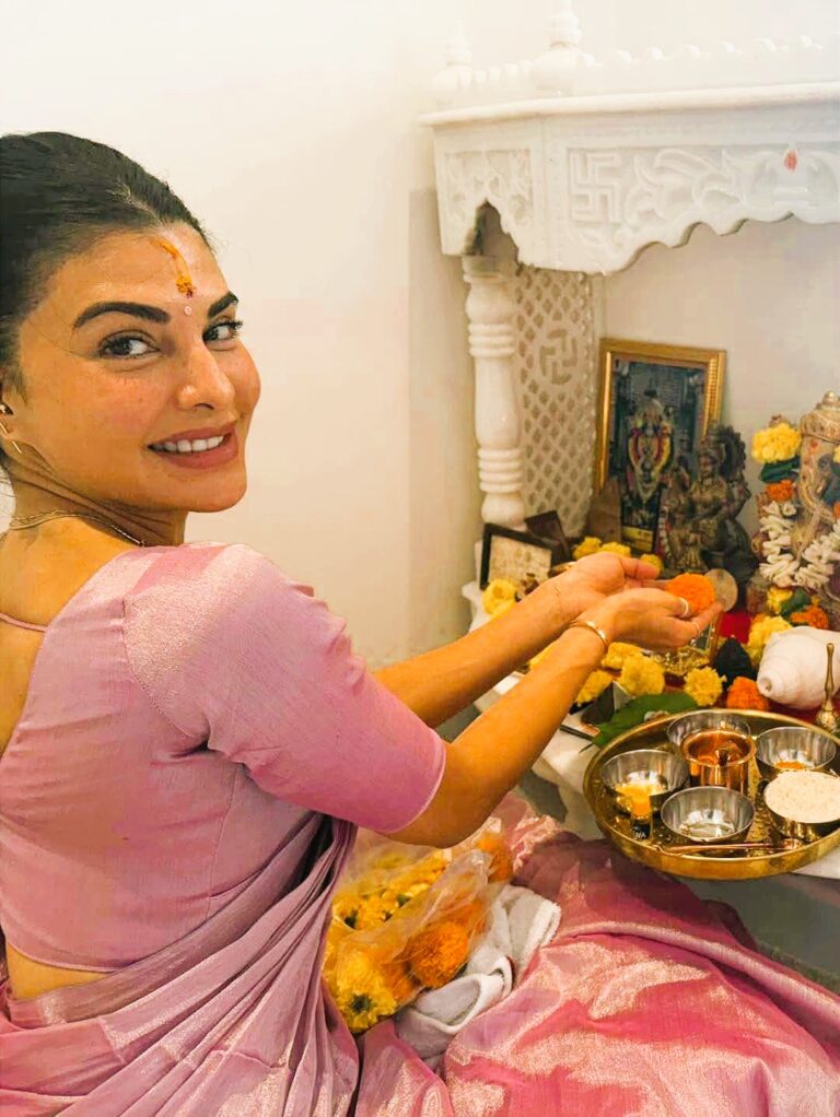 A Daughter’s tribute in Varanasi: Jacqueline releases her mother’s ashes into the sacred Ganges